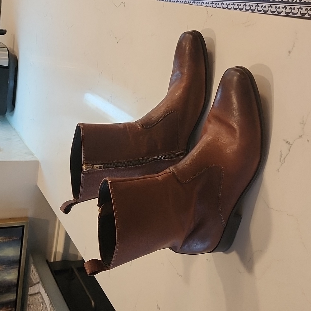 Mens Banana Republic leather boots